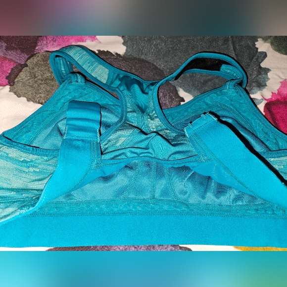 Brooks 38C Rebound Racer compression sports bra - Picture 3 of 10